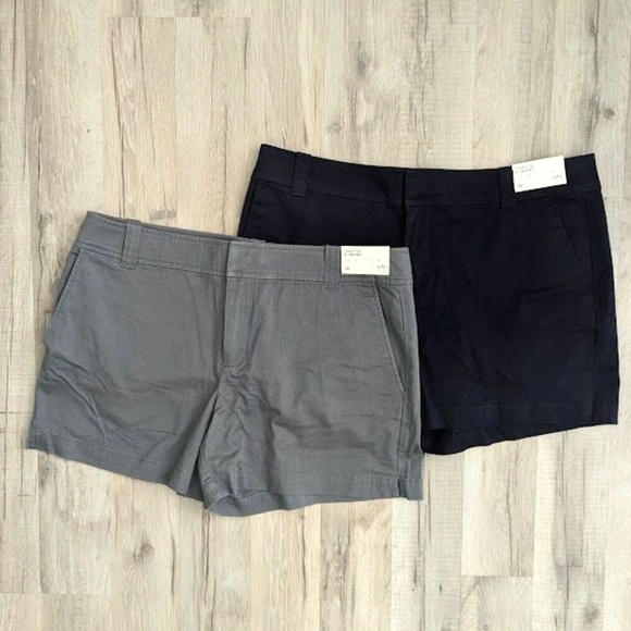 New York & Company Pants - NWT NY & Co Hampton 4" Shorts Grey and Blue, Size 10 (W6)